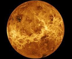 Британські вчені припускають, що батьківщина землян - Венера