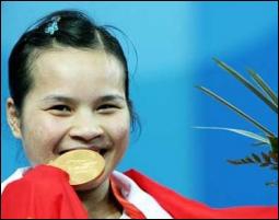 Важка атлетика. Китаянка перемагає з олімпійським рекордом