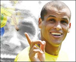 Кращий футболіст світу 1999 року перейшов в  "Курувчі"