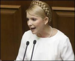 Тимошенко говорит, что не боится "бури в стакане"