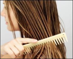 Як запобігти і усунути сухість волосся