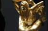  Британський Музей показал золотую Кейт Мосс в трусиках (ФОТО)