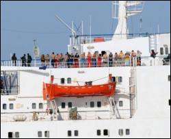 Сомалийские пираты не будут взрывать украинское судно &amp;quot;Фаина&amp;quot;