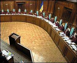 Завтра КС растолкует полномочия Ющенко относительно референдума