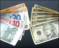 Доллар и евро в Украине существенно дорожают
