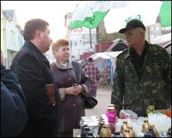 У Дрогобичі розганяють стихійний ринок