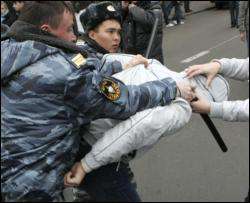 У Москві завершився &amp;quot;Російський марш&amp;quot;: більш ніж 400 затриманих