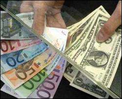 В столичных обменниках нет ни долларов, ни евро