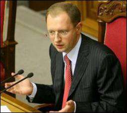 Яценюк залишається головою Верховної Ради