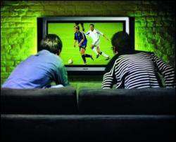 Нещасливі люди витрачають на телевізор на 30% більше часу