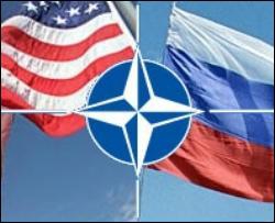 НАТО не висуватиме умов відновлення співпраці з Росією