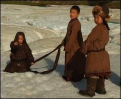 Резиденцию Деда Мороза обустроили в леднике