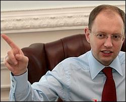 Яценюк розкритикував домовленості Тимошенко з Москвою