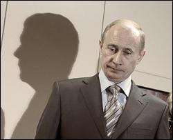 Медведєв не збирається закривати очі на промахи Путіна