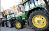Латвийские крестьяне на тракторах заблокировали подъезд к Министерству земледелия
