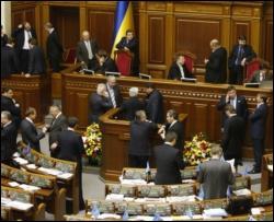 150 "регіоналів" можуть скласти мандати