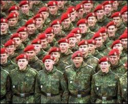 Российские солдаты будут носить голубые шорты и бейсболки