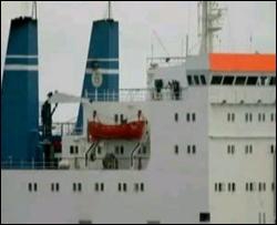 Сомалійські пірати залишають Фаїну