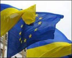 Украина и ЕС &quot;оформили&quot; отношения на год