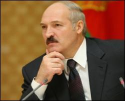 Лукашенко пообещал и впредь жестко пресекать выступления оппозиции