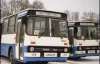 В Киеве перевернулся автобус: травмированы трое пассажиров