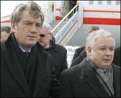 Ющенко та Качинський вшанували загиблих хвилиною мовчання