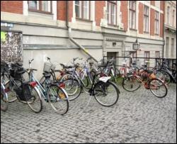 В Киеве появятся платные парковки для велосипедов