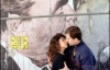 С Берлинской стены вытерли поцелуй Брежнева и Хонекера
