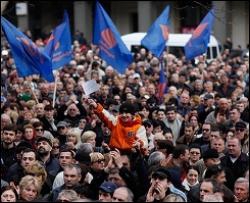 В Тбилиси подрезали троих участников акции протеста