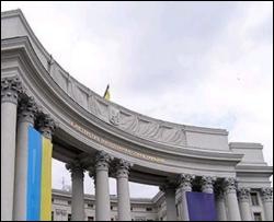 МЗС України просить Румунію пояснити, що відбувається з Тисою