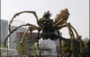 На Японию &quot;напали&quot; два гигантских паука (ФОТО)