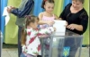 У столиці розпочався референдум щодо недовіри Черновецькому