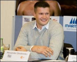 Дмитренко битиметься за титул чемпіона Європи з таксистом