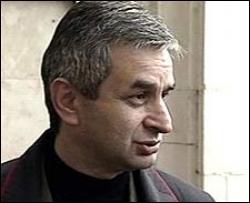 Віце-президент Абхазії залишає пост, щоб стати президентом?