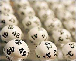 За допомогою старого лотерейного квитка австралійка виграла $10 млн
