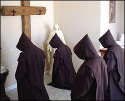 Католические монахи избивали и насиловали тысячи детей