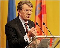 Ющенко каже, що до змови &amp;quot;жуліків&amp;quot; причетна Москва