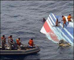 Військові знайшли місце падіння лайнера Air France