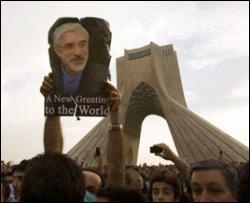 Акции протеста в Иране разгоняют пулями. Есть жертвы...