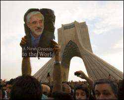 Акції протесту в Ірані розганяють кулями. Є жертви...