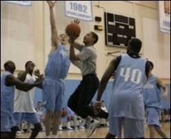 Обама покажет звездам НБА, как играть в баскетбол