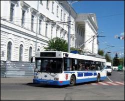 У Полтаві загорівся тролейбус