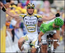 Тур де Франс. Марк Кавендиш первым преодолел десятый этап велогонки