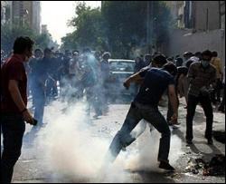 В Иране полиция разогнала газом митинг оппозиции