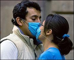 Две тысячи человек заражаются свиным гриппом ежедневно