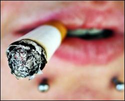 Тільки половина курців отримують задоволення від сигарет