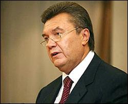 Янукович каже, що тільки він може задобрити Москву