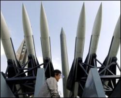 КНДР погрожують знищити США і Південну Корею ядерною зброєю