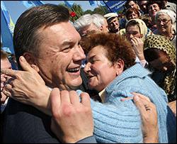 Януковича будет пиарить &amp;quot;сборная&amp;quot; политтехнологов