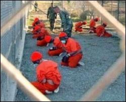 Обама хочет выпустить на свободу шестерых узников Гуантанамо